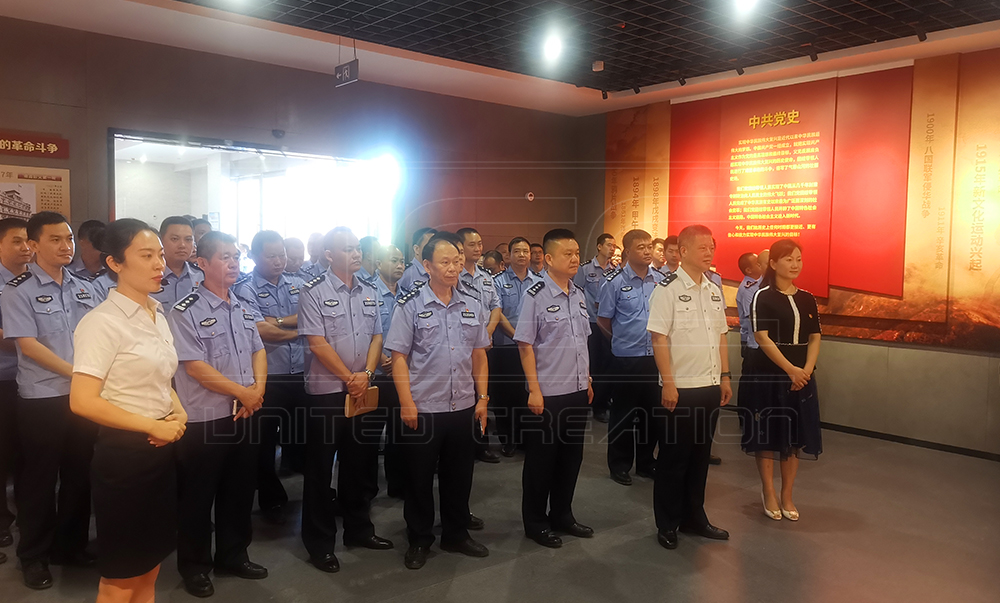 七一建黨節(jié)，我們?cè)跂|海島園區(qū)黨群服務(wù)中心向黨宣誓！(圖3)