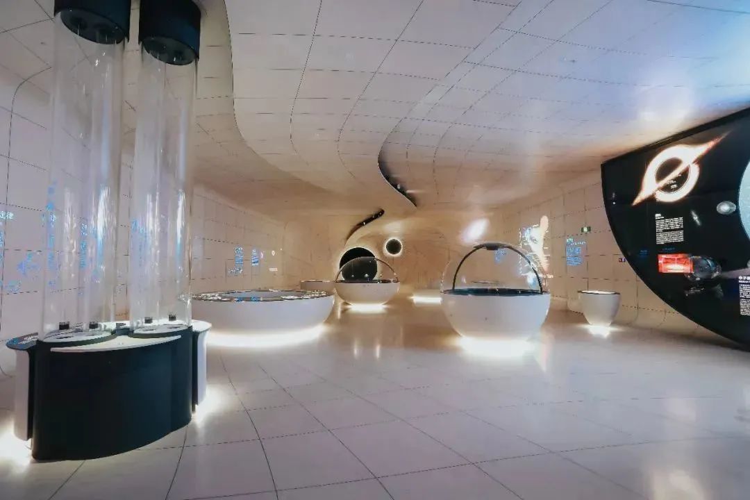刷爆朋友圈！全球最大的天文館，上海又一地標(biāo)建筑火了~(圖17)
